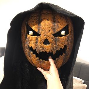 Costume - Scary Halloween Pumpkin Costume. Sz Y12